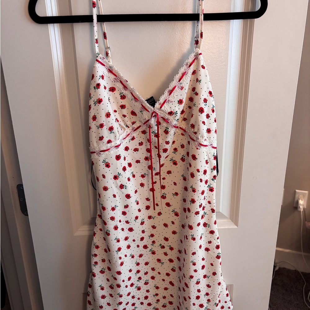 FOREVER 21 MINI FLORAL DRESS